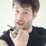 結婚式の運営で活躍するインカム