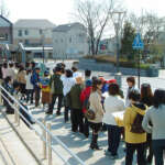 イベントでの案内にインカムが必要な理由とは